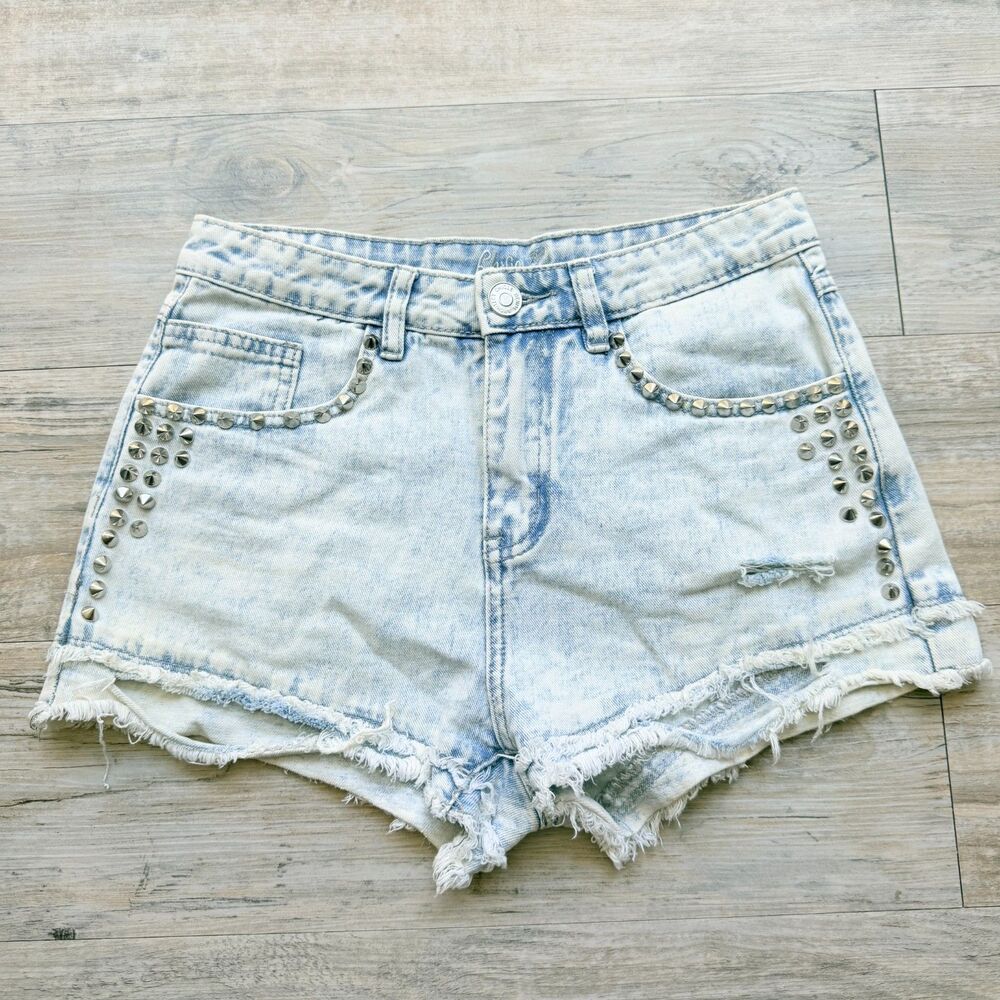 Y2K Studded Denim Shorts Light Wash Raw Hem Festival Moto Punk Size 27